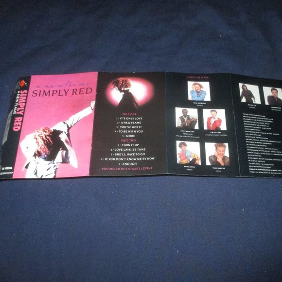 Simply Red - A New Flame on cassette (WEA Music Canada, 1989) - Picture 3 of 4